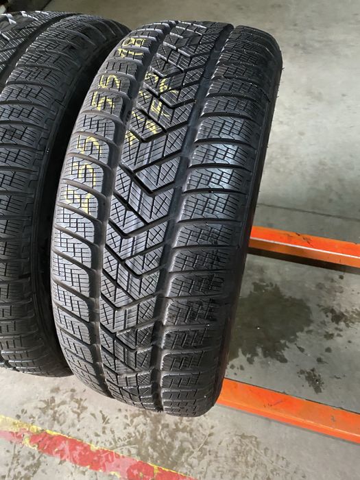 Anvelope iarna 235/55/18 Pirelli Scorpion Winter RFT 235 55 18 R18