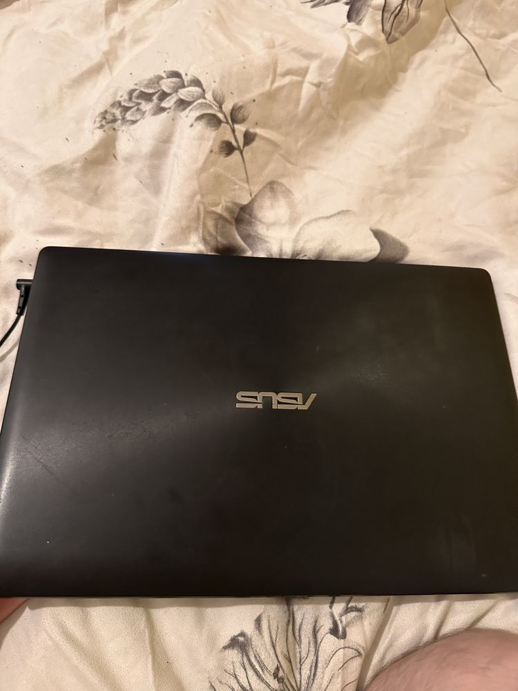 Vand /Schimb Laptop Asus X553M