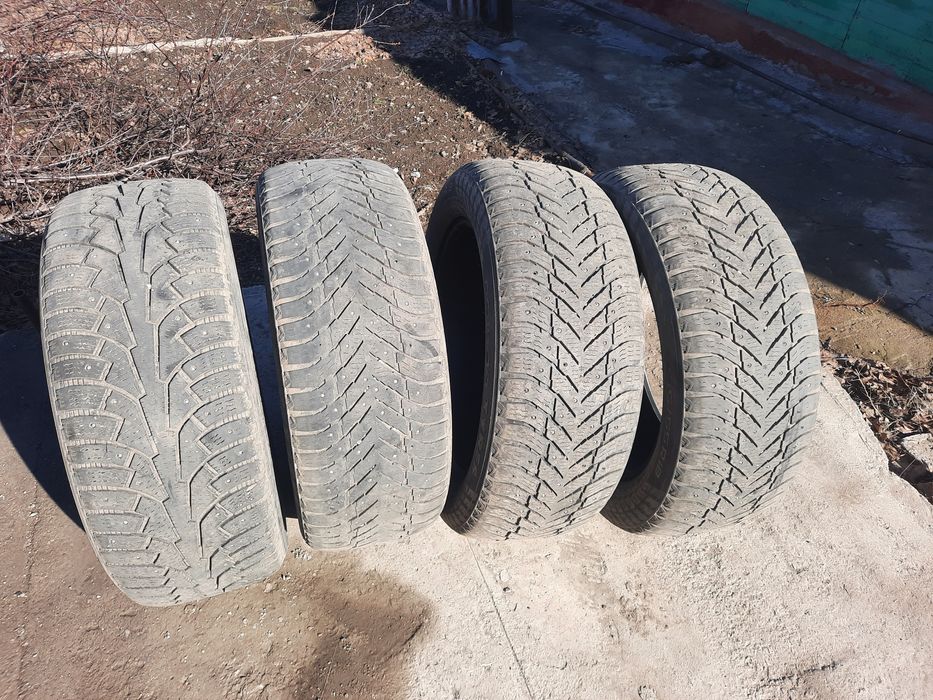 Продам комплект резины