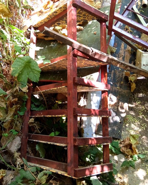 Срочно продам дрова из стволов, досок и  реек