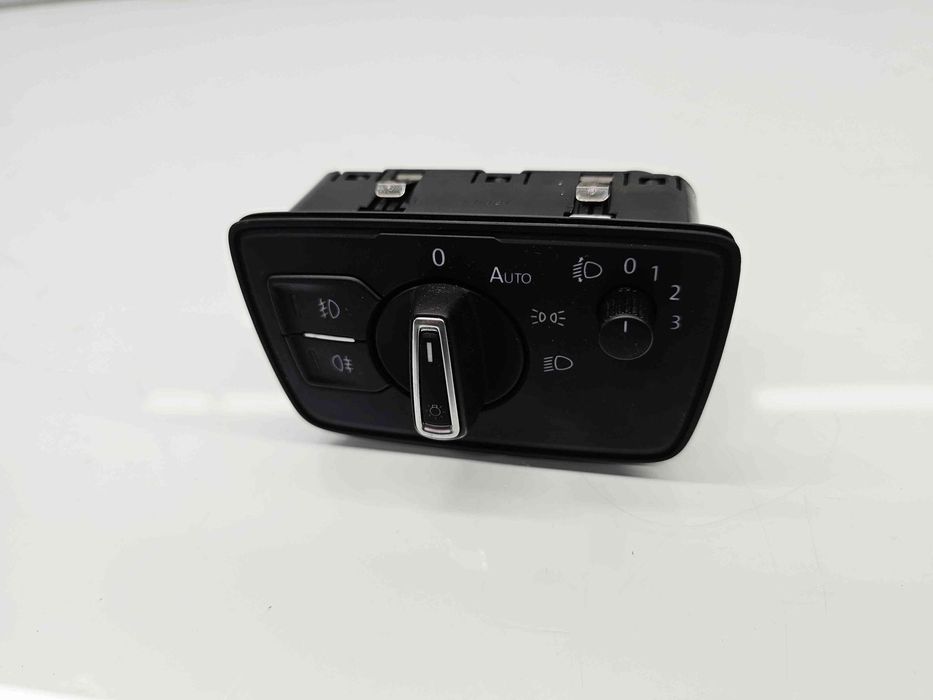 Bloc lumini Volkswagen Passat B8 (3G2) [Fabr 2015-prezent] 3G0941633