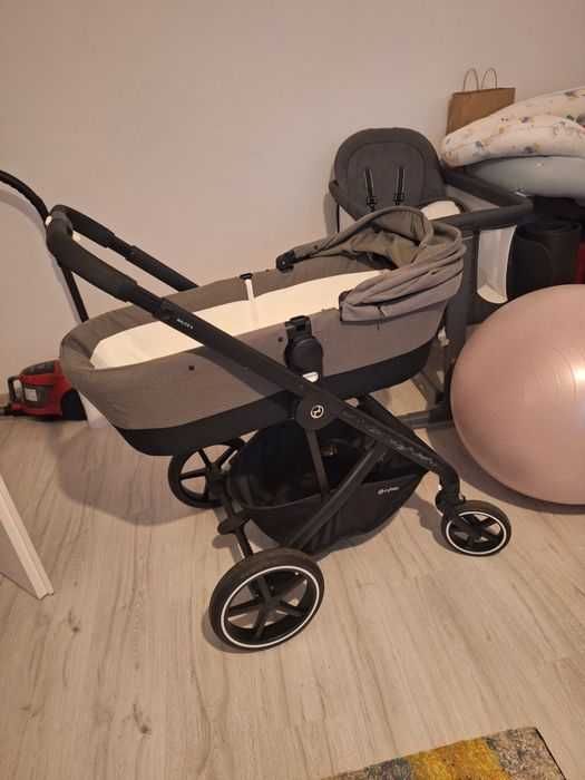 Carucior Cybex 2 in 1,predare personala in Popești-Leordeni si Berceni