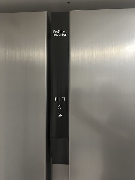 Frigider BEKO side-by-side în garantie