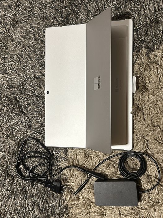 Microsoft Surface Pro 9 256gb 16gb Ram nou