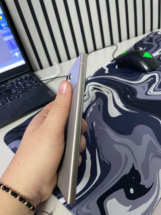 Se vinde Samsung galaxy s24 ultra urgent