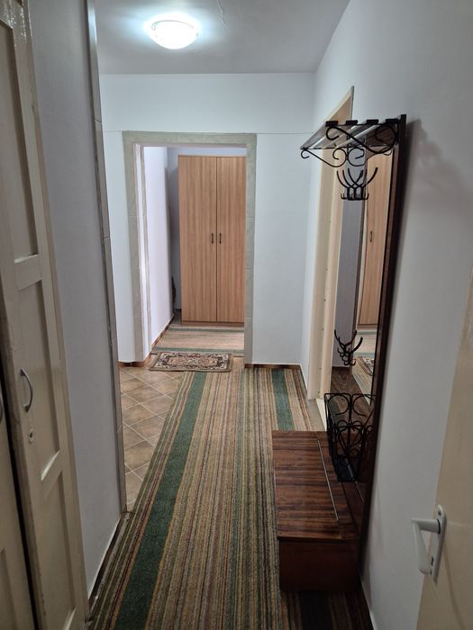 Inchiriez apartament 3 camere zona vest parc  aurora