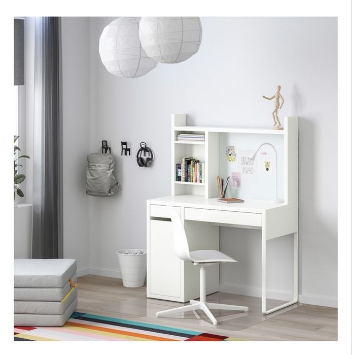 Стол IKEA Micke письменный