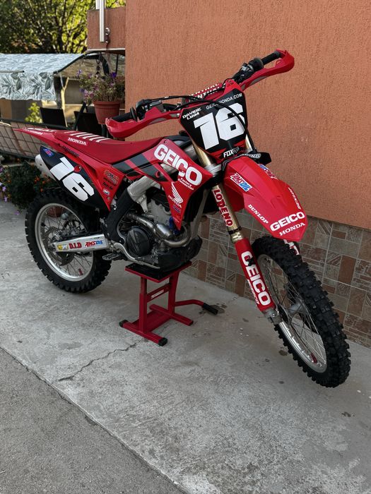 Продавам Honda crf250r 2020