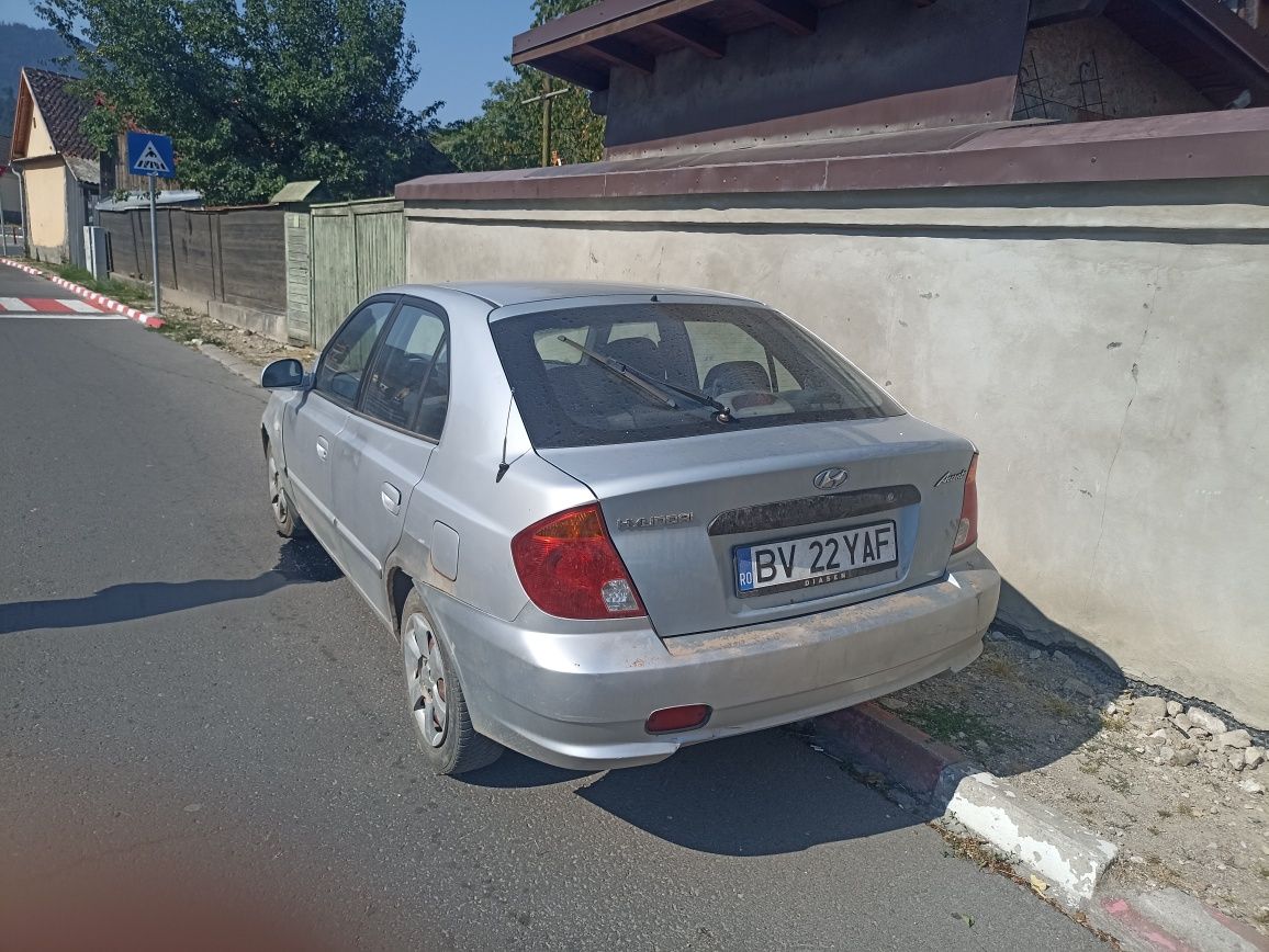 Vând Hyundai accent