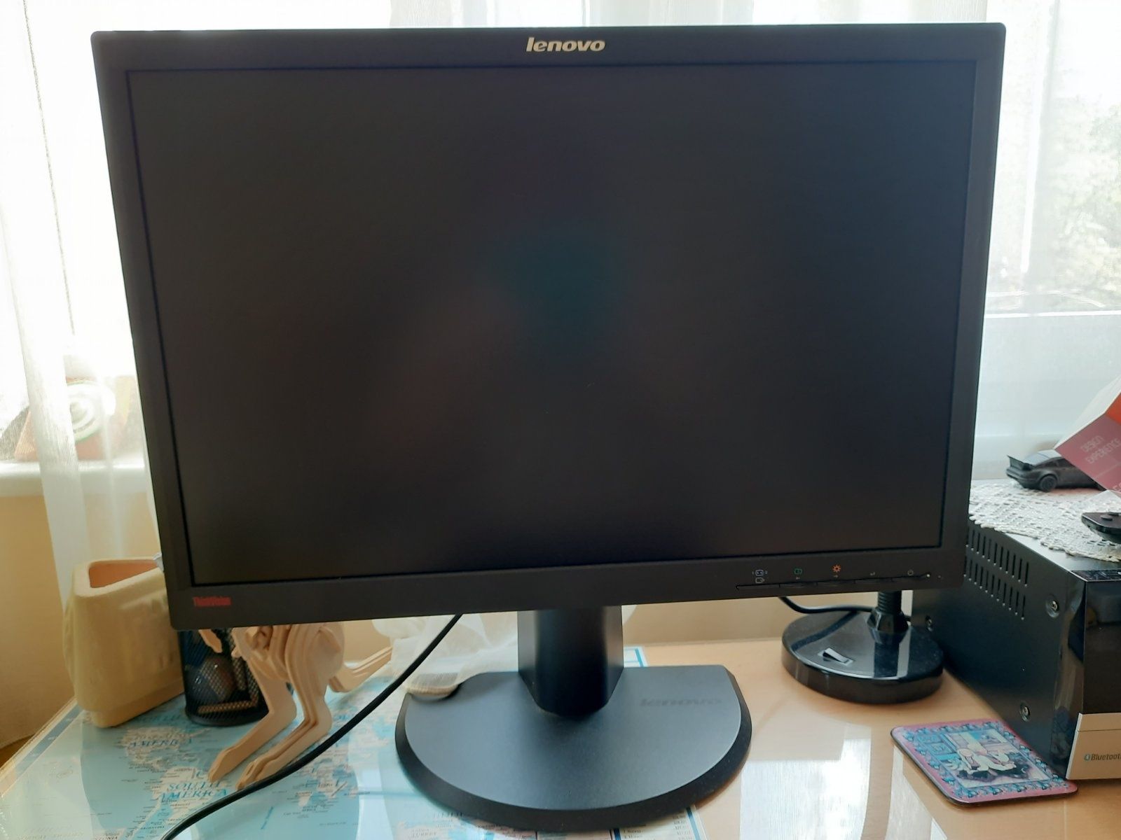 Lenovo ThinkVision LT2252p