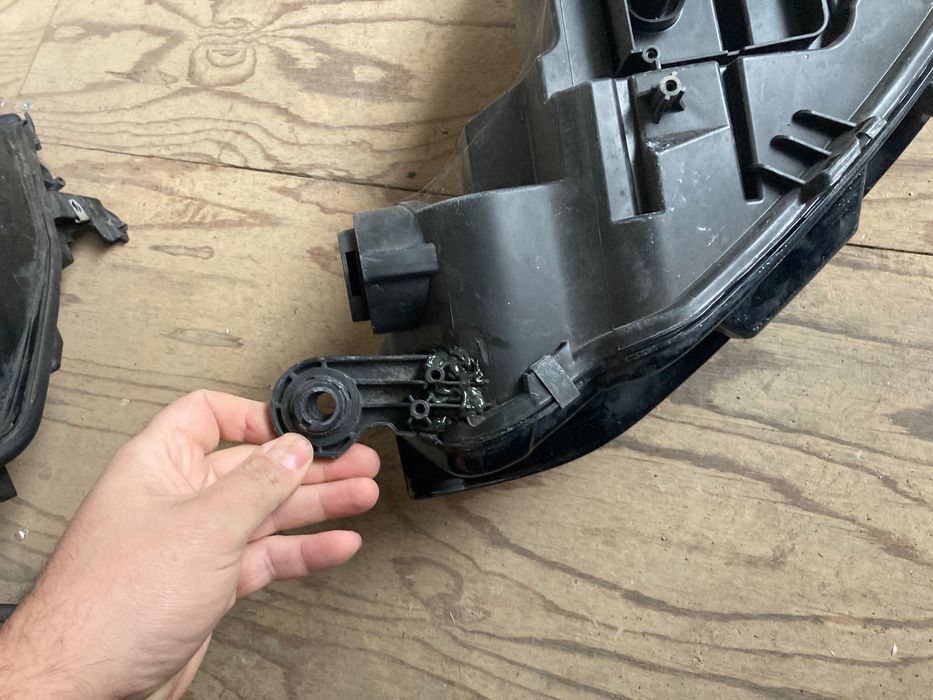 Оригинален Десен фар за Audi A5. 8W. 16-19. Bi-xennon.