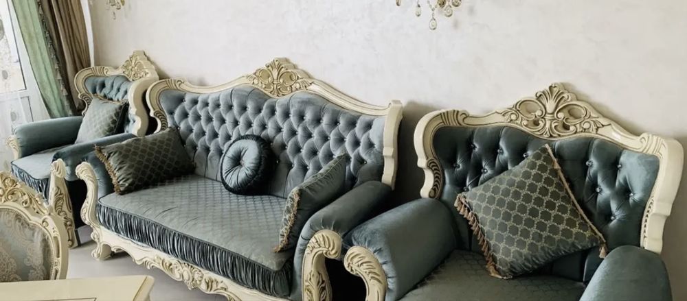 Продам гостиный диван в отлином состояний