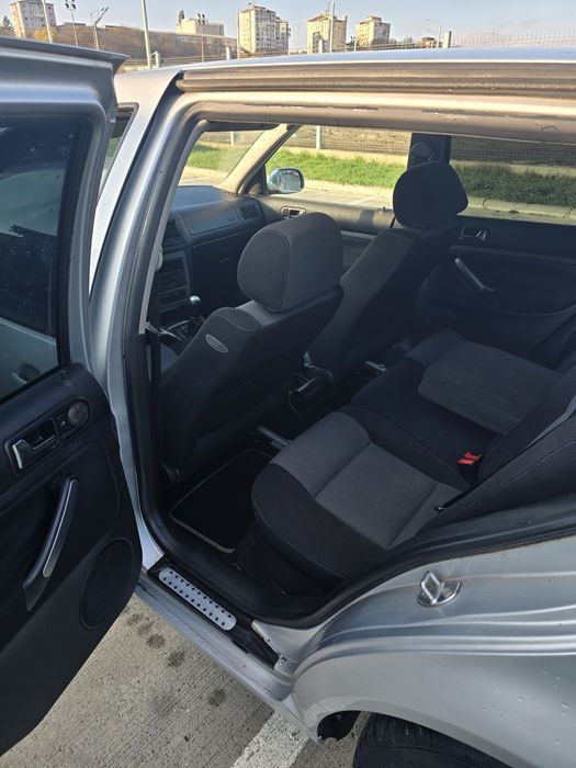 Accept variante cu platformă auto