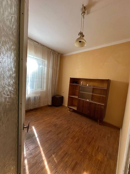 Продаётся 4х комнатная на Карасу -2