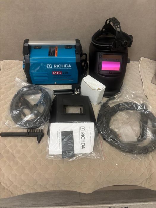 Продам сварочный аппарат RICHDA MIG 250 новый в упаковке