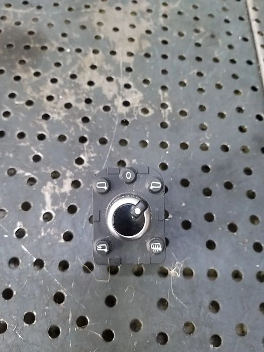 Buton reglaj oglinzi audi a4 b9 8w 4m0959565m