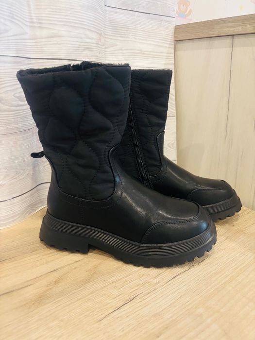 Детски зимни боти с лека подплата