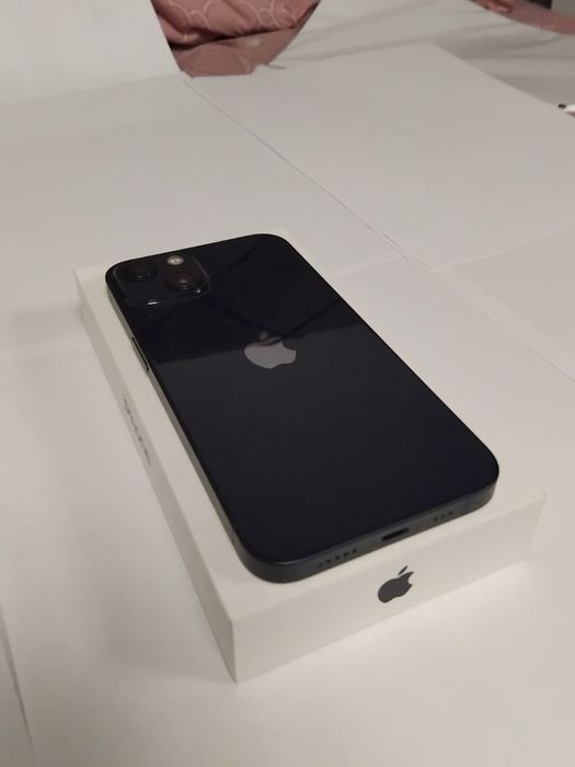 Vand iphone 13 urgent