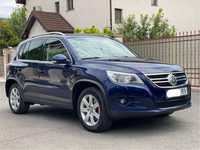 Volkswagen Tiguan paket R-Line interior exterior  2.0 TDI 4Motion