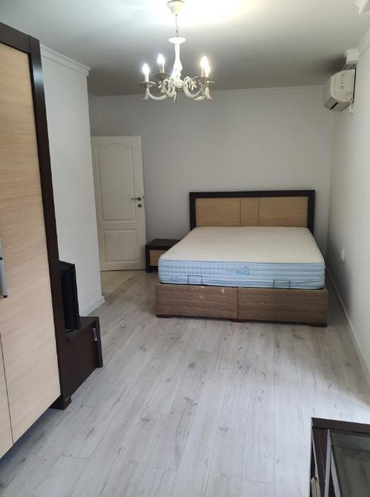 Дава се под наем Тристаен апартамент в Пловдив, Кършияка - 97 кв.м за 600 € - Снимка #3