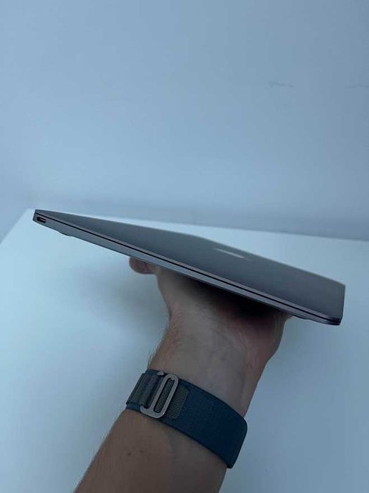 Macbook retina 12 inch + bonus, i5, ssd 512 gb in stare foarte buna