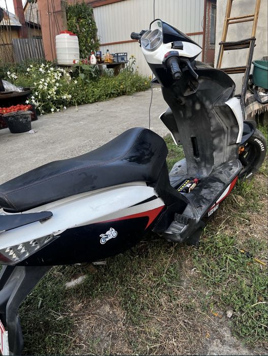 Vand cadeu de scuter , scuter 2022