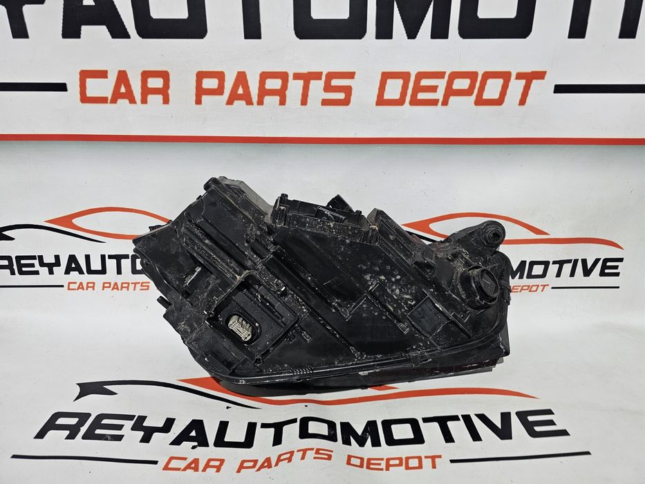 Far stanga led Audi Q5 FY cod 80A941035