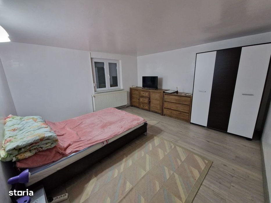 Apartament 3 camere decomandate, finisat mobilat, 1 707 euro/mp, Iris