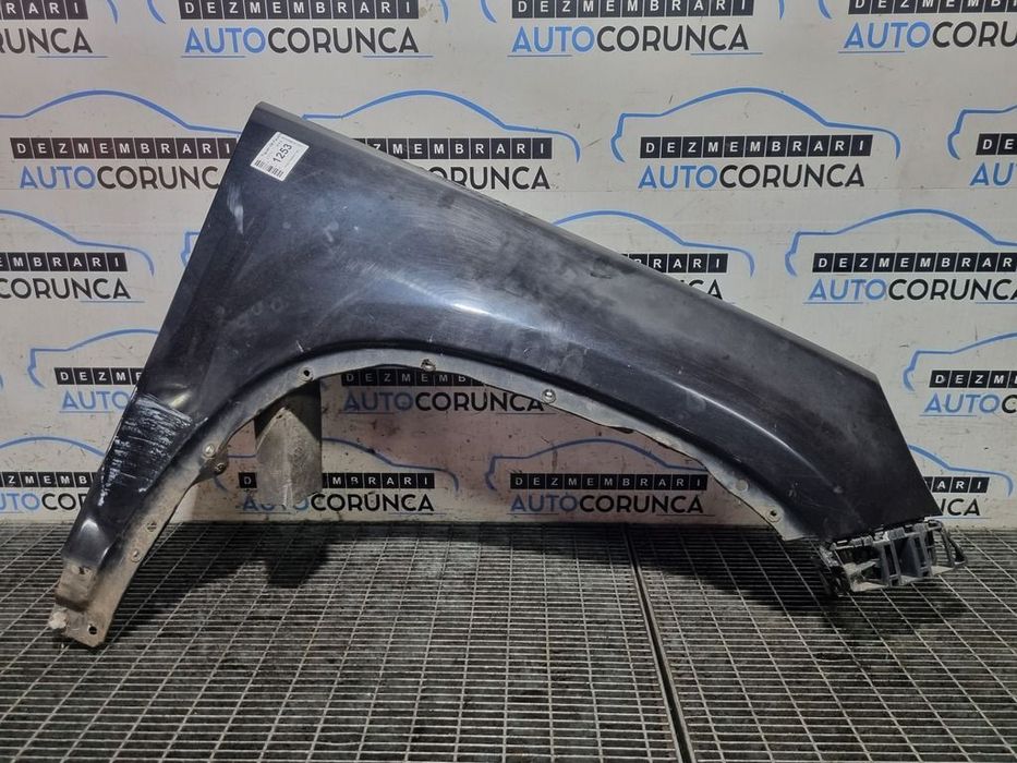 Aripa Dreapta Fata Volkswagen Tiguan 5N Facelift 2011 - 2015 5 Usi NEGRU LC9X (1253) Lovit