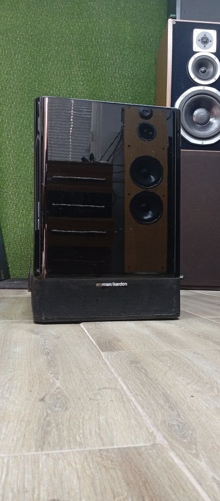 Активен субуфер HARMAN KARDON TS-11