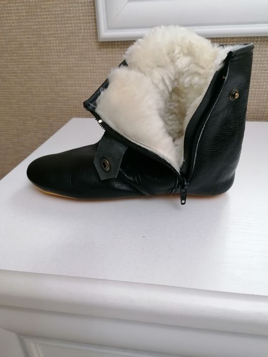 Продам Масси. Новые. Размер 37