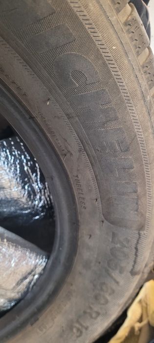 Anvelope iarna 2 perechi m+s 205 60 r16 michelin si bridgestone