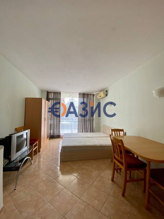 Продава се Едностаен апартамент в к.к. Слънчев бряг - 36 кв.м за 1112 €/кв.м - Снимка #2