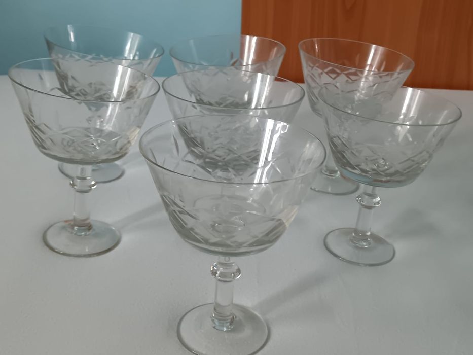 Vând Set 7 Pahare Șampanie de Lux