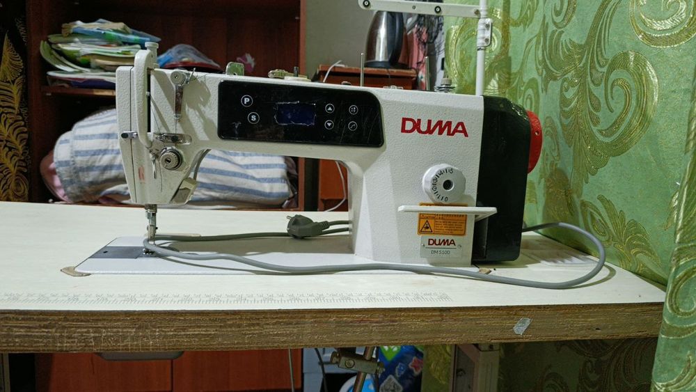 Тикув мошина сотилади