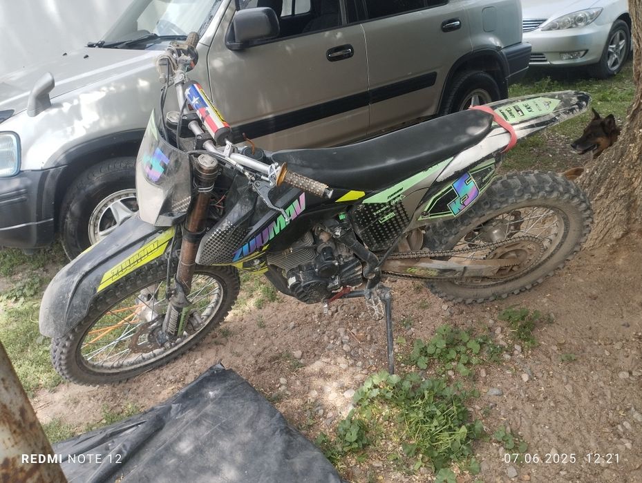 Продам эндуро 250 кубов