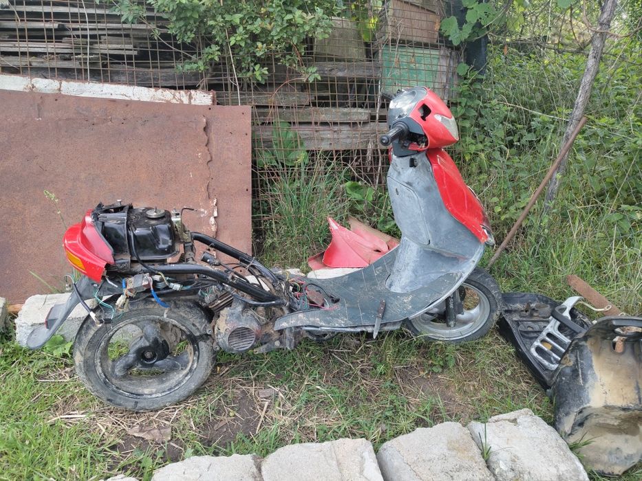 Vând motor Kymco