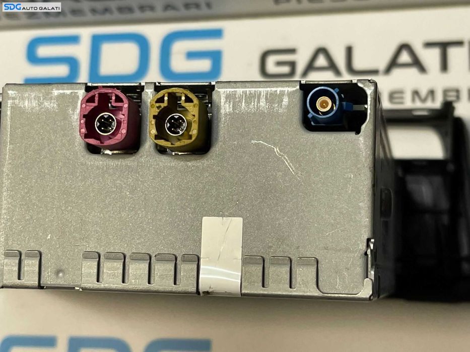 MMI Unitate Radio CD Player Audi Multimedia Audi A4 B8 2008 - 2012 Cod 8T2035652G [LR1961]