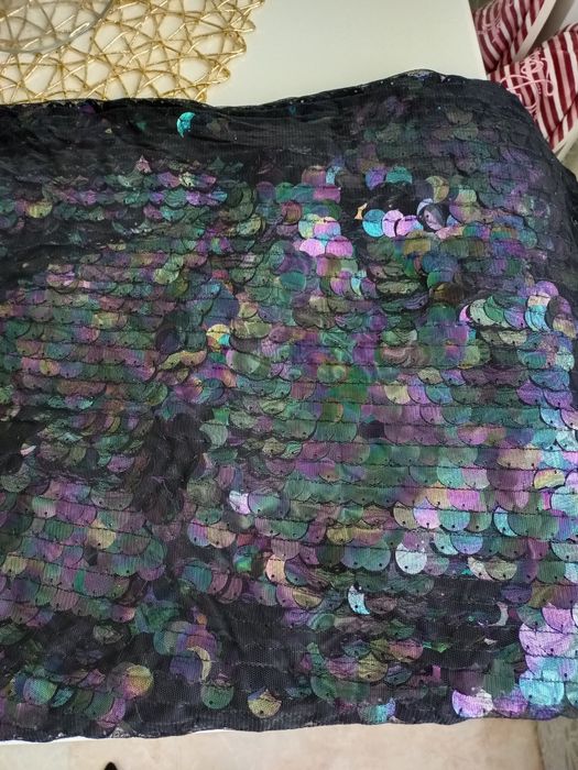 Продам отрез на праздничное платье