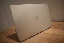 MacBook Air 15 M3 (2024) • 16 GB RAM • 256 GB SSD • ca nou