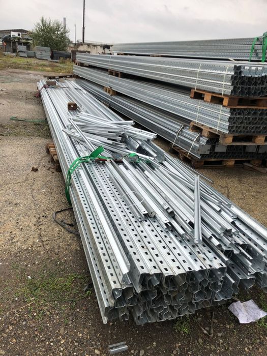 Rafturi metalice zincate pt exterioare 9938×5637