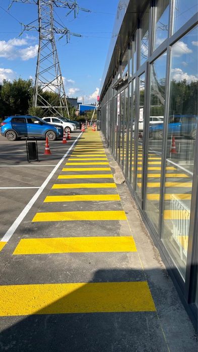 Дорожная разметка Нанесение разметки в паркингах Разметка парковок
