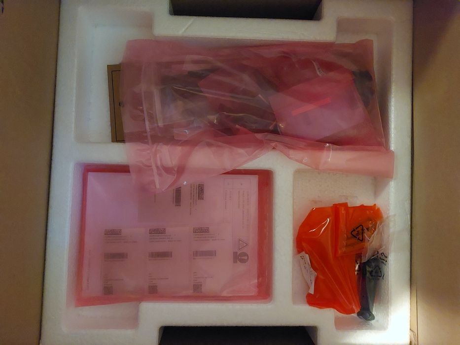 Invertor hibrid monofazat Huawei 3KW SUN 2000-3KTL-L1 + 3 optimizoare