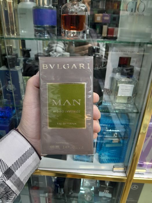 Bvlgari wood essence eau de parfum (100)ml