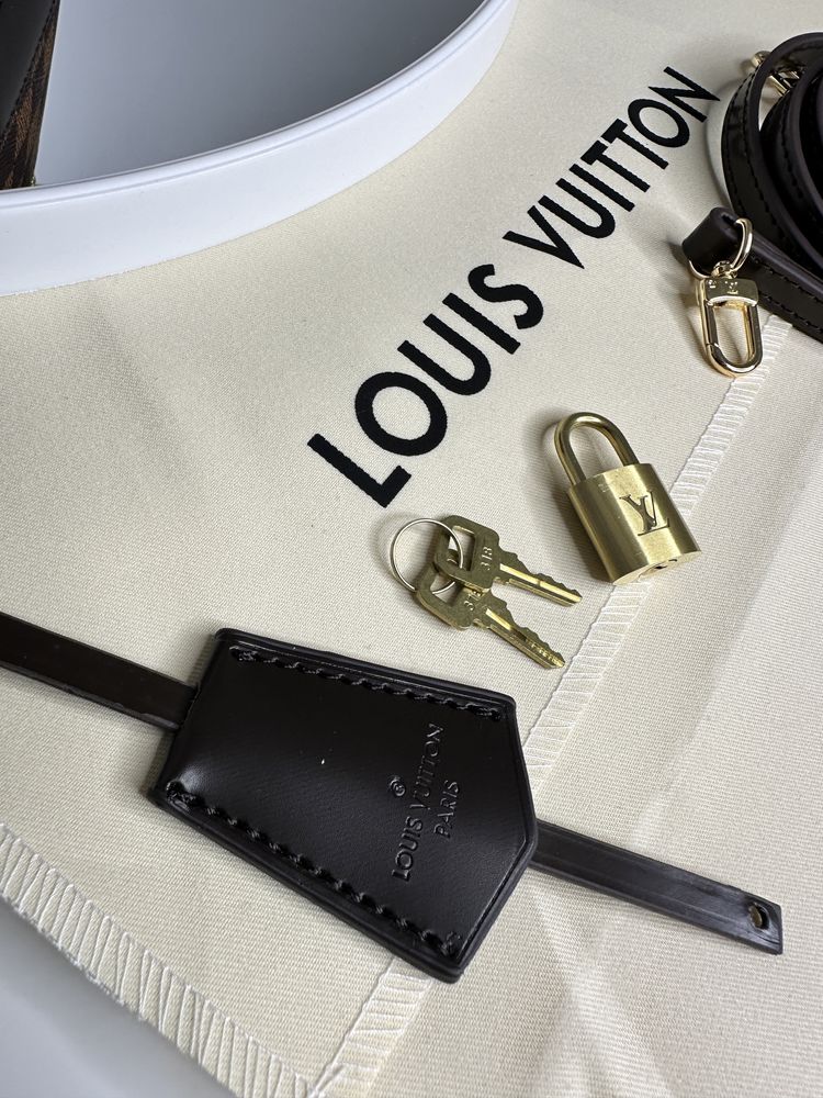 Geanta Louis Vuitton Alma BB piele canvas 100% cadou