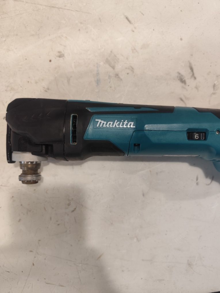 Акумулаторен мултиинструмент Макита Makita DTM51 + 5 Ah