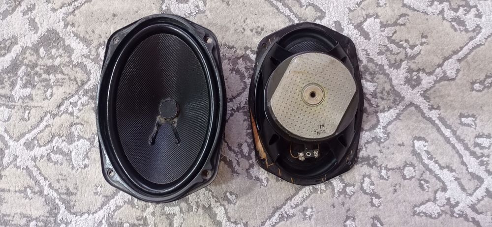 Продам динамики в отличном состоянии