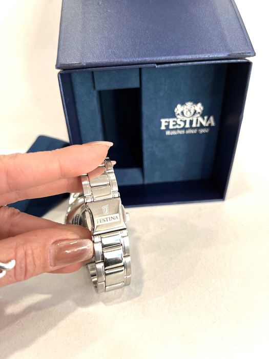 Ceas Clasic Festina F20511!