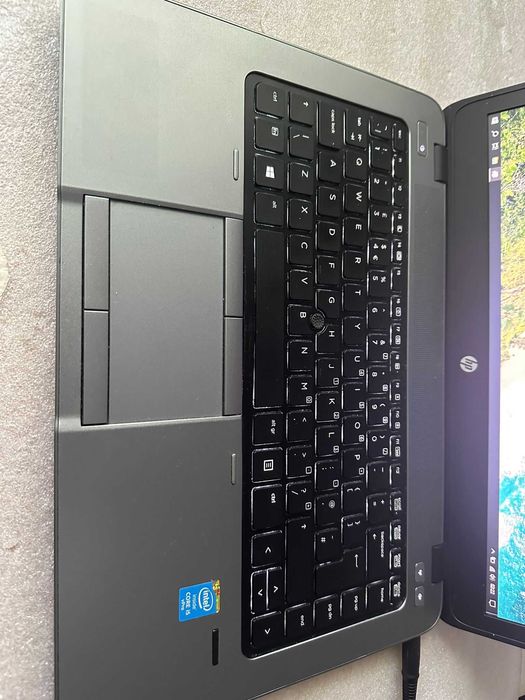 Laptop HP I5 gen 4 12 GB Ram SSD 256 GB Tastatura Iluminata
