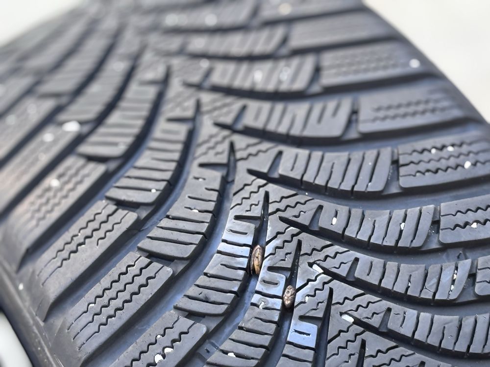 195/55/R16 Hankook Winter 4бр зимни dot2518 6-7мм